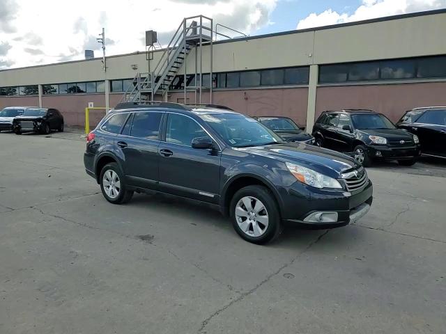 2011 Subaru Outback 3.6R Limited VIN: 4S4BRDLC9B2368689 Lot: 70101625