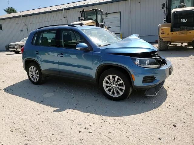 2017 Volkswagen Tiguan S VIN: WVGBV7AX7HK045463 Lot: 68491925