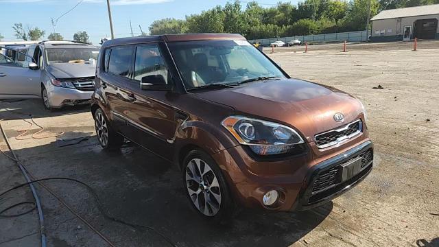 2012 Kia Soul + VIN: KNDJT2A69C7422337 Lot: 70642965