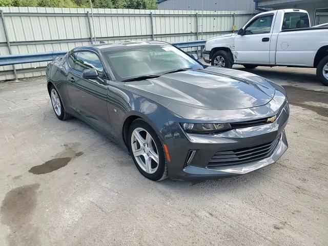 2017 Chevrolet Camaro Lt VIN: 1G1FB1RX8H0120613 Lot: 70258815