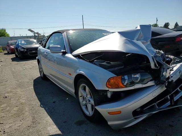 2002 BMW 325 Ci VIN: WBABS33422PG84014 Lot: 70454745