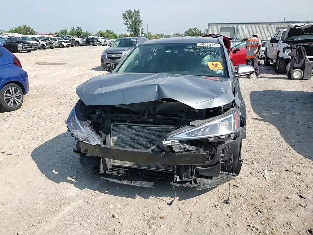 2019 Hyundai Elantra Sel VIN: KMHD84LF3KU737525 Lot: 68069175