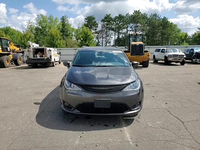 2020 Chrysler Pacifica Touring L VIN: 2C4RC3BG5LR282592 Lot: 70749475