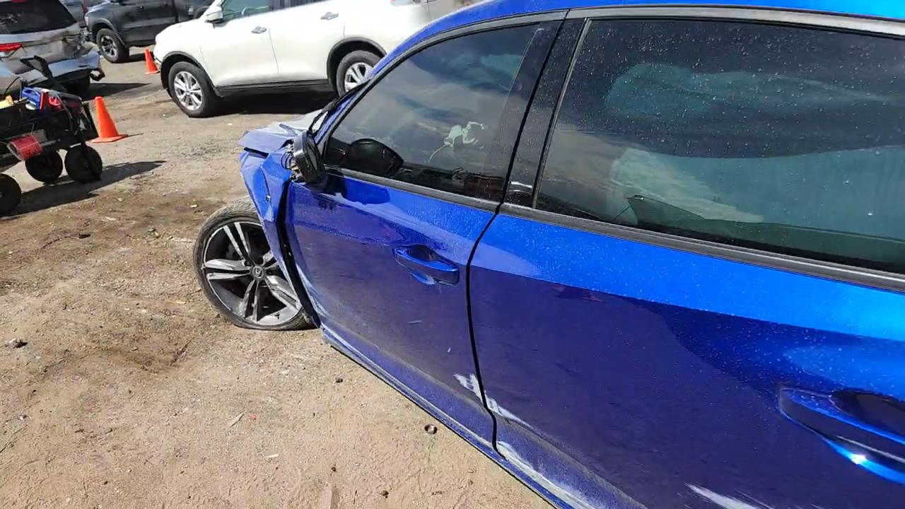 Фото: 19UDE4H33PA002260