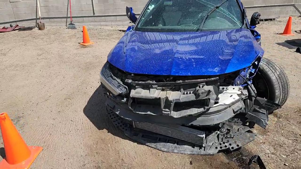 Фото: 19UDE4H33PA002260