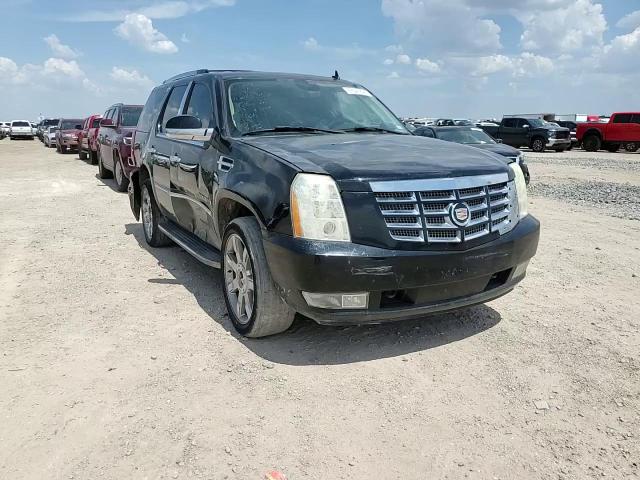 2007 Cadillac Escalade Luxury VIN: 1GYFK63807R180895 Lot: 69341595