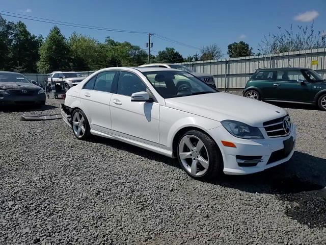 2014 Mercedes-Benz C 250 VIN: WDDGF4HB1EA968156 Lot: 70900105