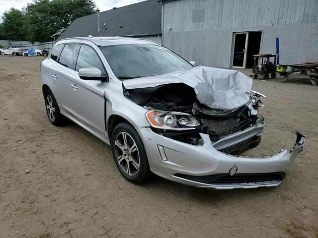 2015 Volvo Xc60 T6 Premier+ VIN: YV4902RC6F2583023 Lot: 69994795