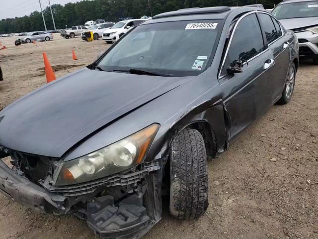 2011 Honda Accord Exl VIN: 1HGCP2F87BA090053 Lot: 70540255