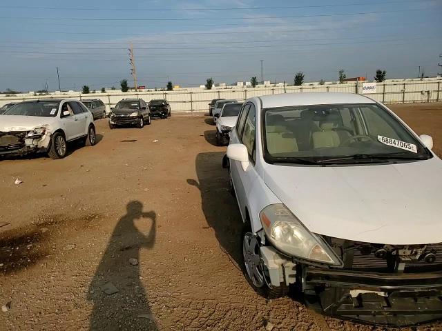 2008 Nissan Versa S VIN: 3N1BC13E58L354658 Lot: 68847065