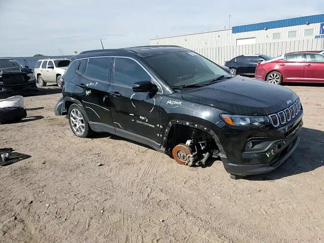 2022 Jeep Compass Latitude Lux VIN: 3C4NJDFB4NT196554 Lot: 70033405
