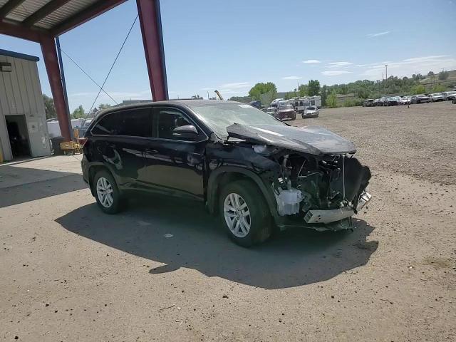 2015 Toyota Highlander Le VIN: 5TDBKRFH0FS166576 Lot: 69261185