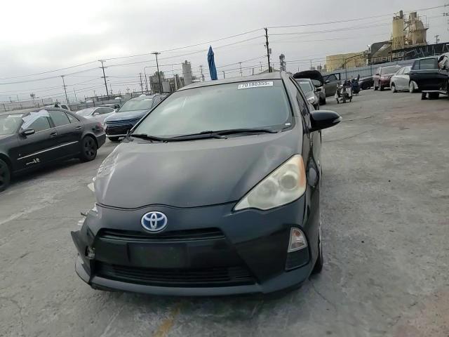 2012 Toyota Prius C VIN: JTDKDTB3XC1517813 Lot: 70180355