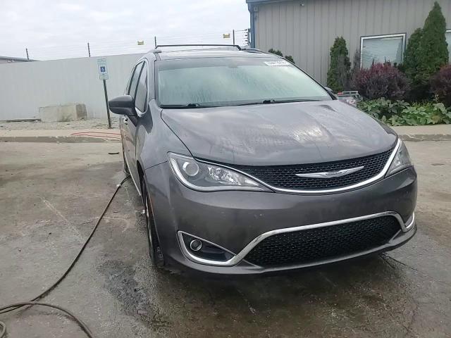 2017 Chrysler Pacifica Touring L VIN: 2C4RC1BG6HR720385 Lot: 69412255
