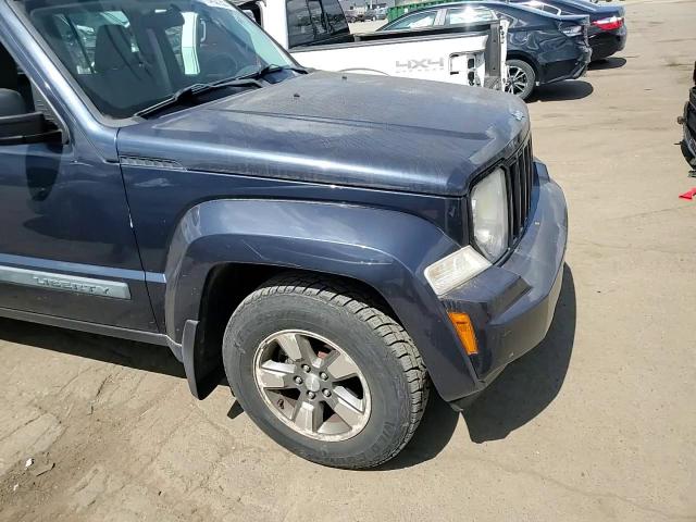2008 Jeep Liberty Sport VIN: 1J8GP28K78W203786 Lot: 70452785
