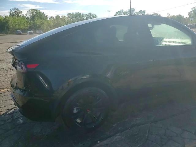 2021 Tesla Model Y VIN: 5YJYGDEE9MF203650 Lot: 68280315