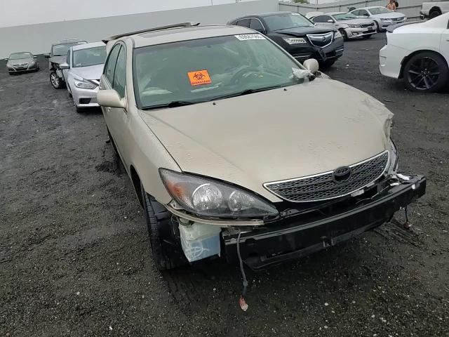 2004 Toyota Camry Le VIN: 4T1BE32K84U831489 Lot: 69687065