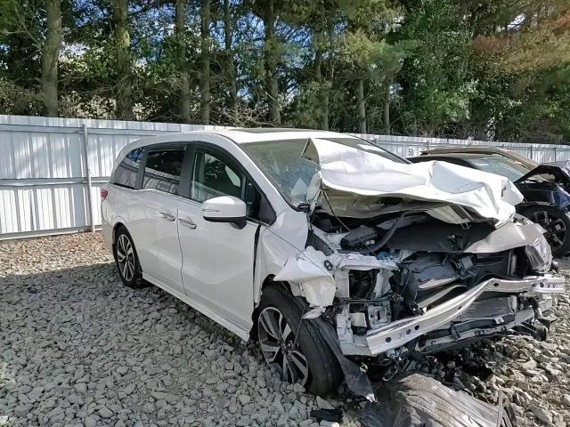 2024 Honda Odyssey Touring VIN: 5FNRL6H89RB005708 Lot: 70248735