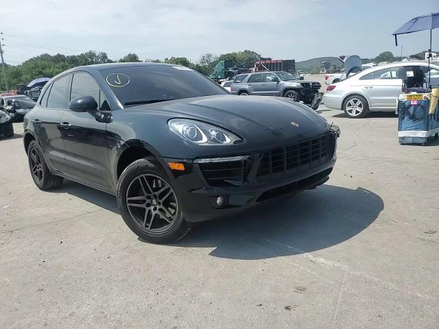 2017 Porsche Macan VIN: WP1AA2A51HLB07784 Lot: 69349745