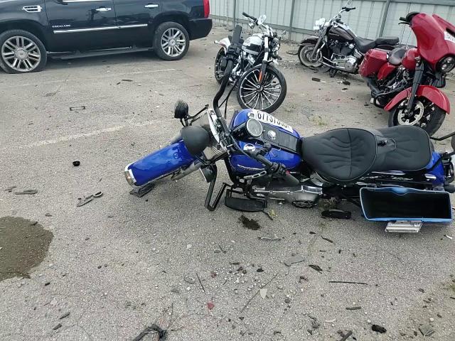 2004 Harley-Davidson Flstci VIN: 1HD1BWB124Y060326 Lot: 67737355