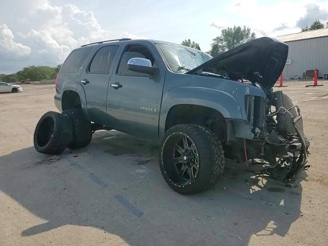 2008 Chevrolet Tahoe C1500 VIN: 1GNFC13018R220233 Lot: 68721325
