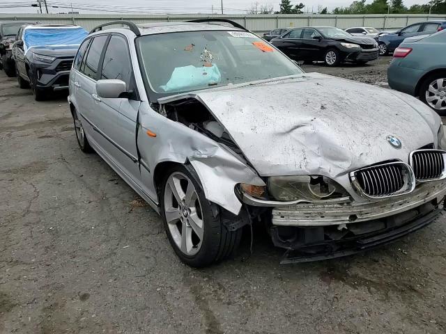 2004 BMW 325 Xit VIN: WBAEP33424PF03981 Lot: 69467055