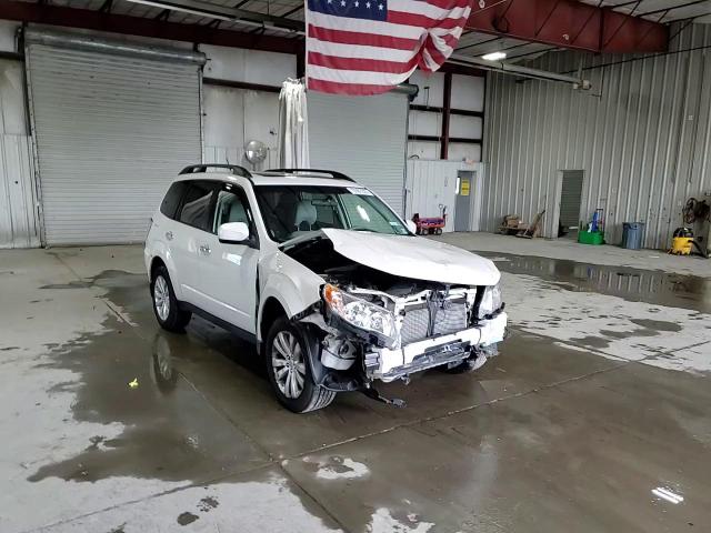 2011 Subaru Forester 2.5X Premium VIN: JF2SHADC1BH728962 Lot: 70987205