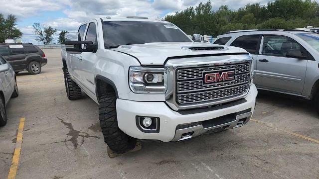 2018 GMC Sierra K2500 Denali VIN: 1GT12UEY7JF178846 Lot: 69969965