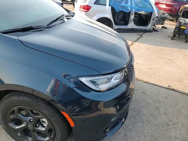 2025 Chrysler Pacifica Hybrid Select VIN: 2C4RC1S76SR536412 Lot: 66997015