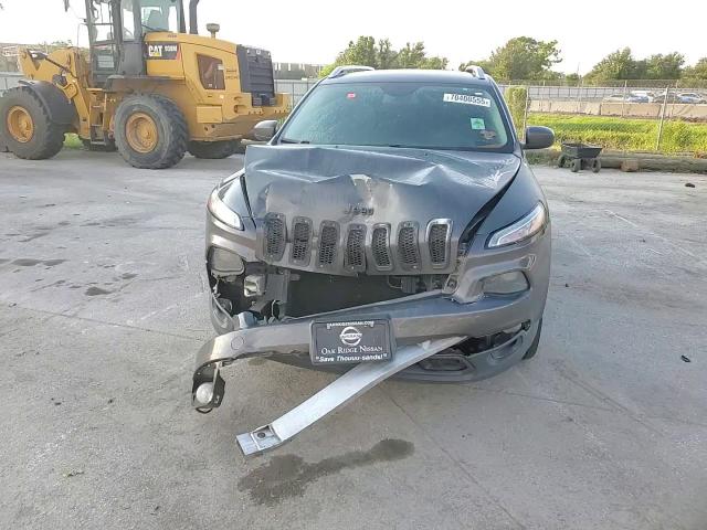 2015 Jeep Cherokee Latitude VIN: 1C4PJMCB5FW614807 Lot: 70400555