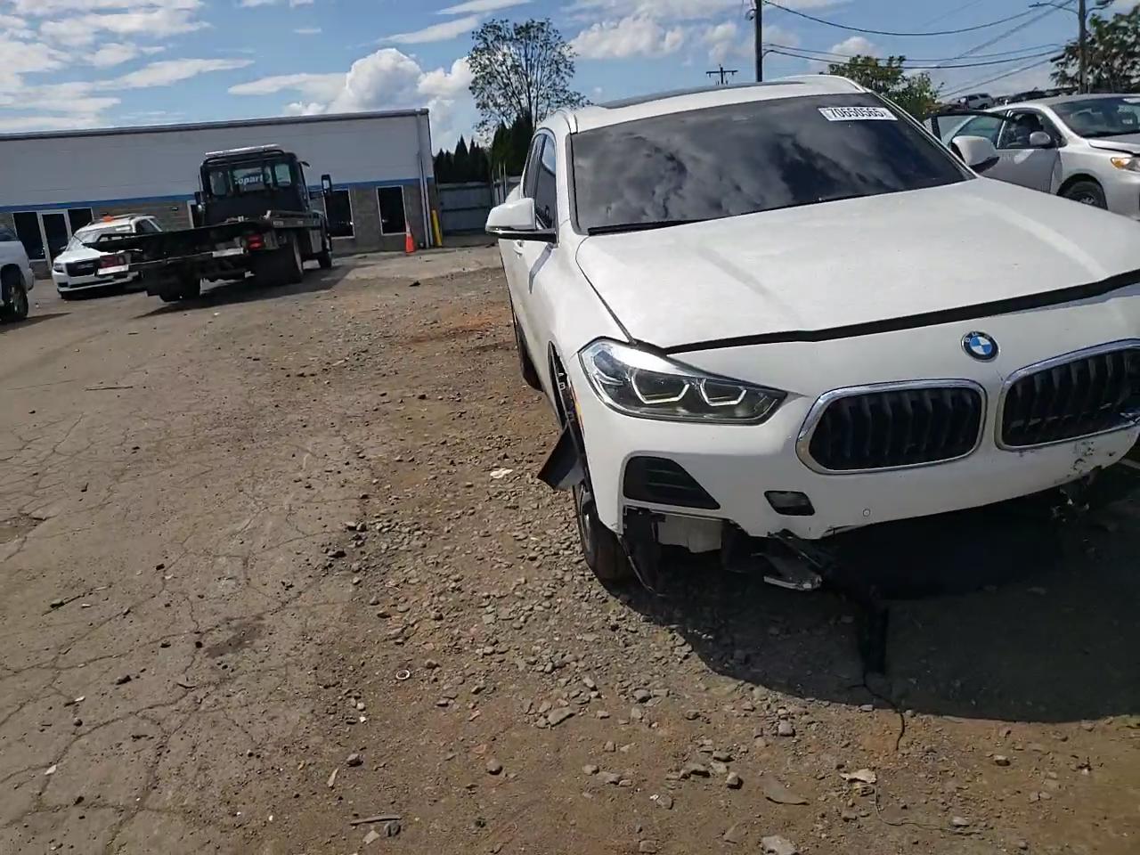 Фото: WBXYJ1C01M5T03270