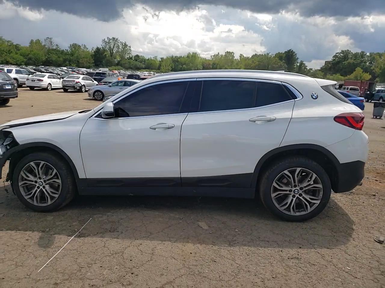 Фото: WBXYJ1C01M5T03270