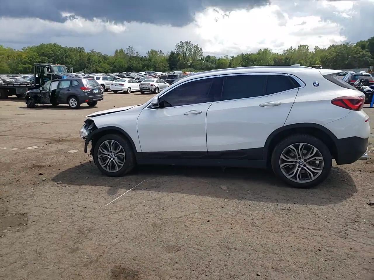 Фото: WBXYJ1C01M5T03270