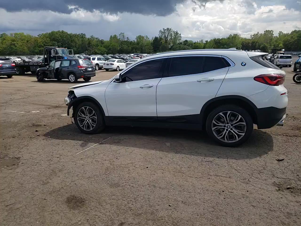 Фото: WBXYJ1C01M5T03270