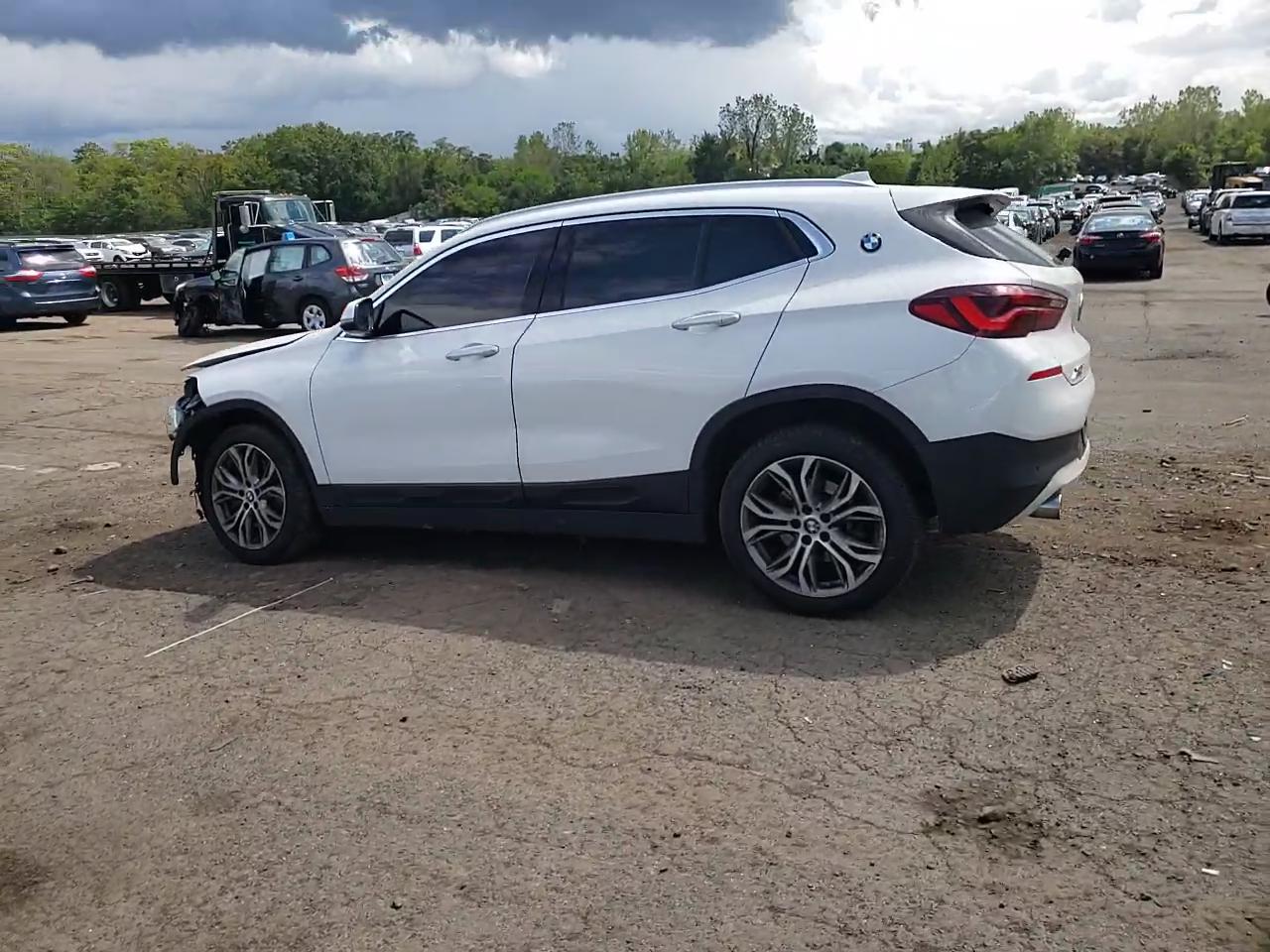 Фото: WBXYJ1C01M5T03270