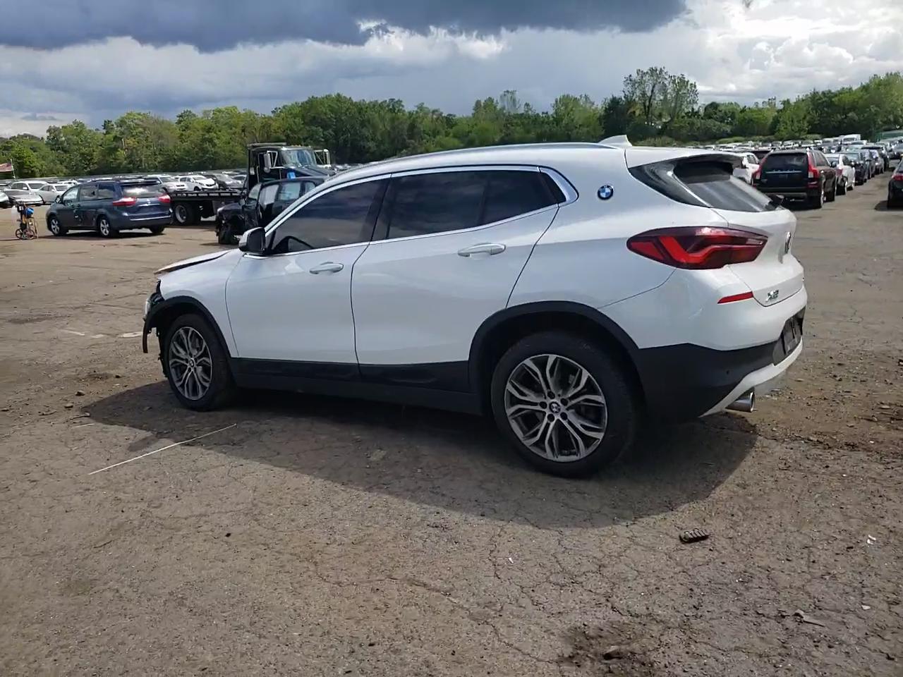 Фото: WBXYJ1C01M5T03270