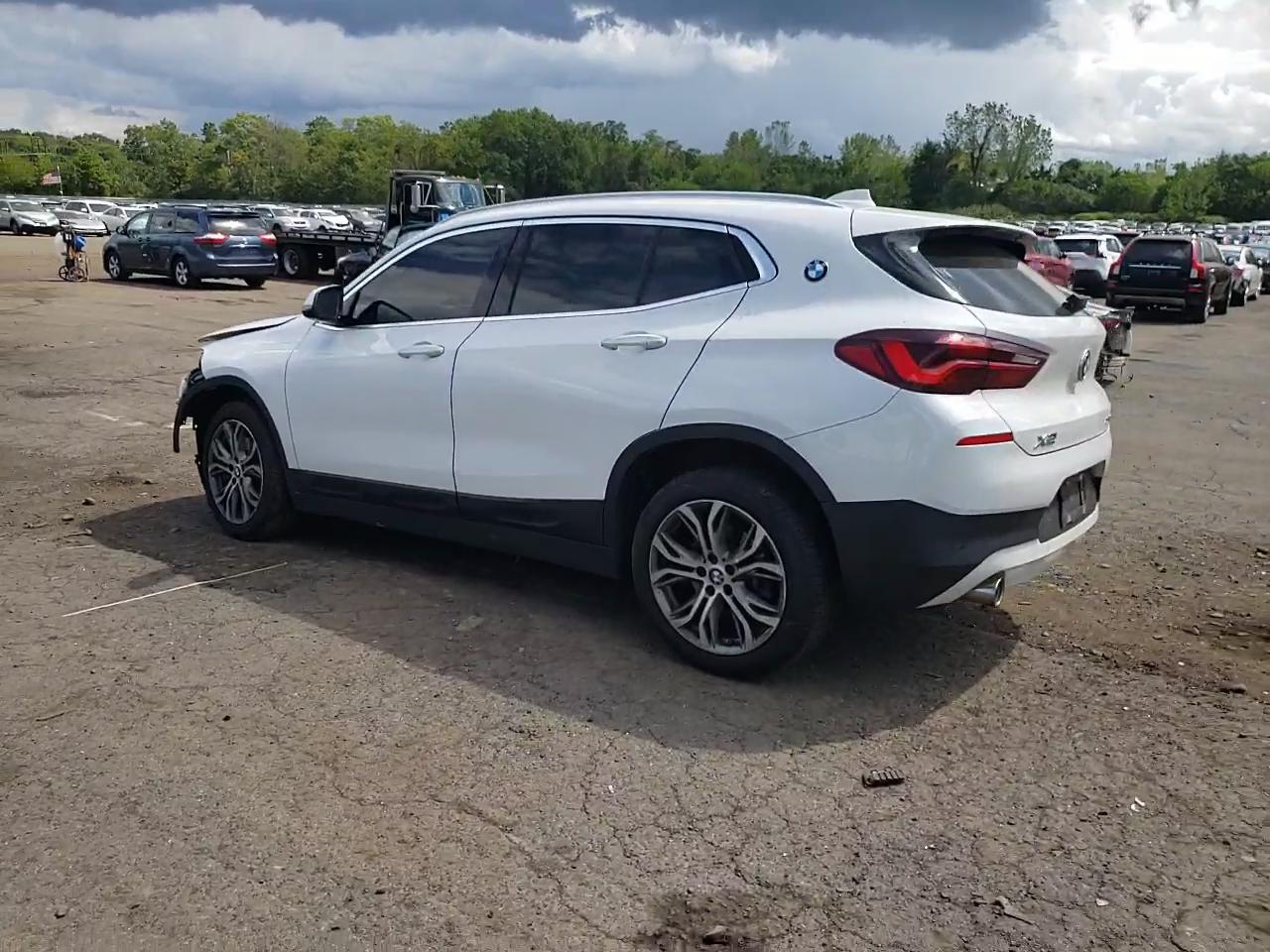 Фото: WBXYJ1C01M5T03270