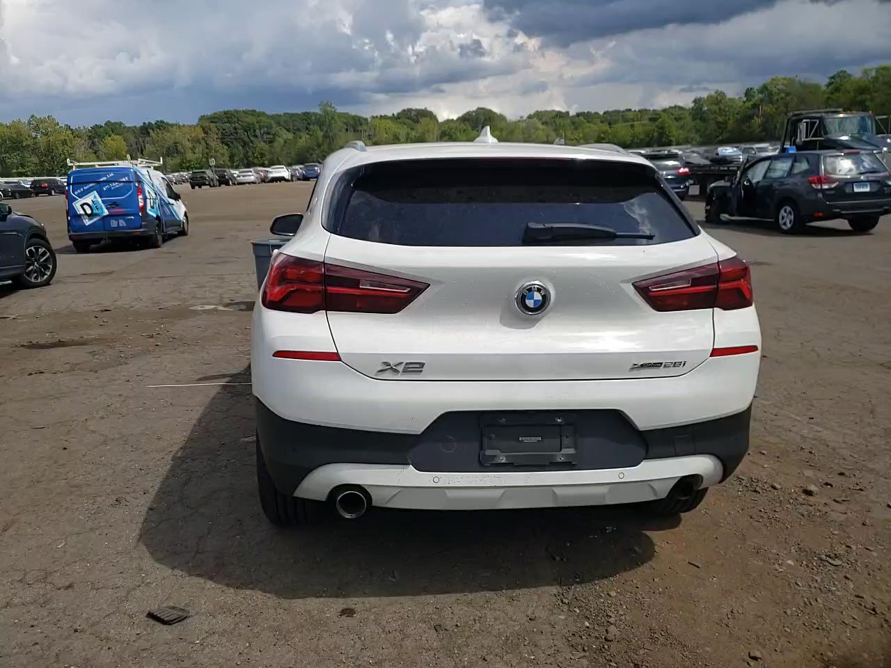 Фото: WBXYJ1C01M5T03270