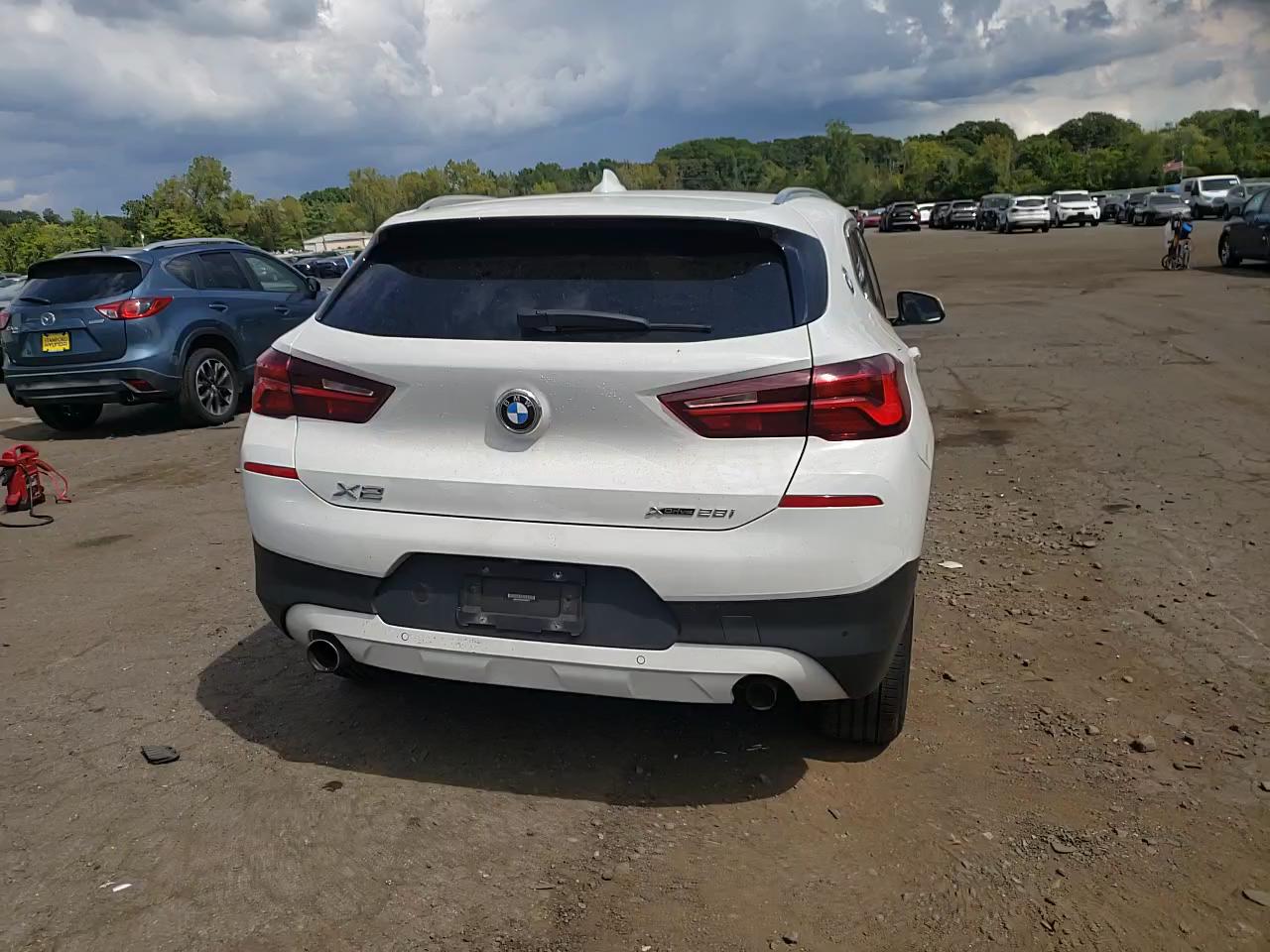 Фото: WBXYJ1C01M5T03270