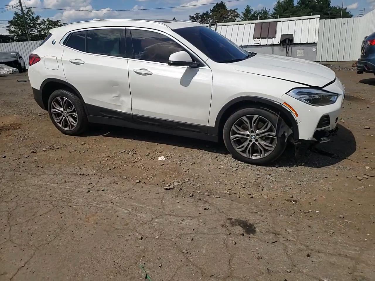 Фото: WBXYJ1C01M5T03270