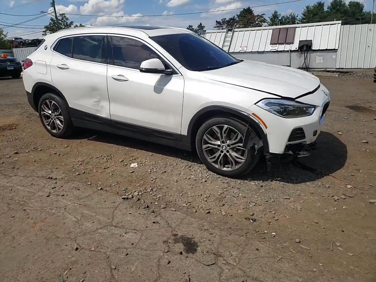 Фото: WBXYJ1C01M5T03270