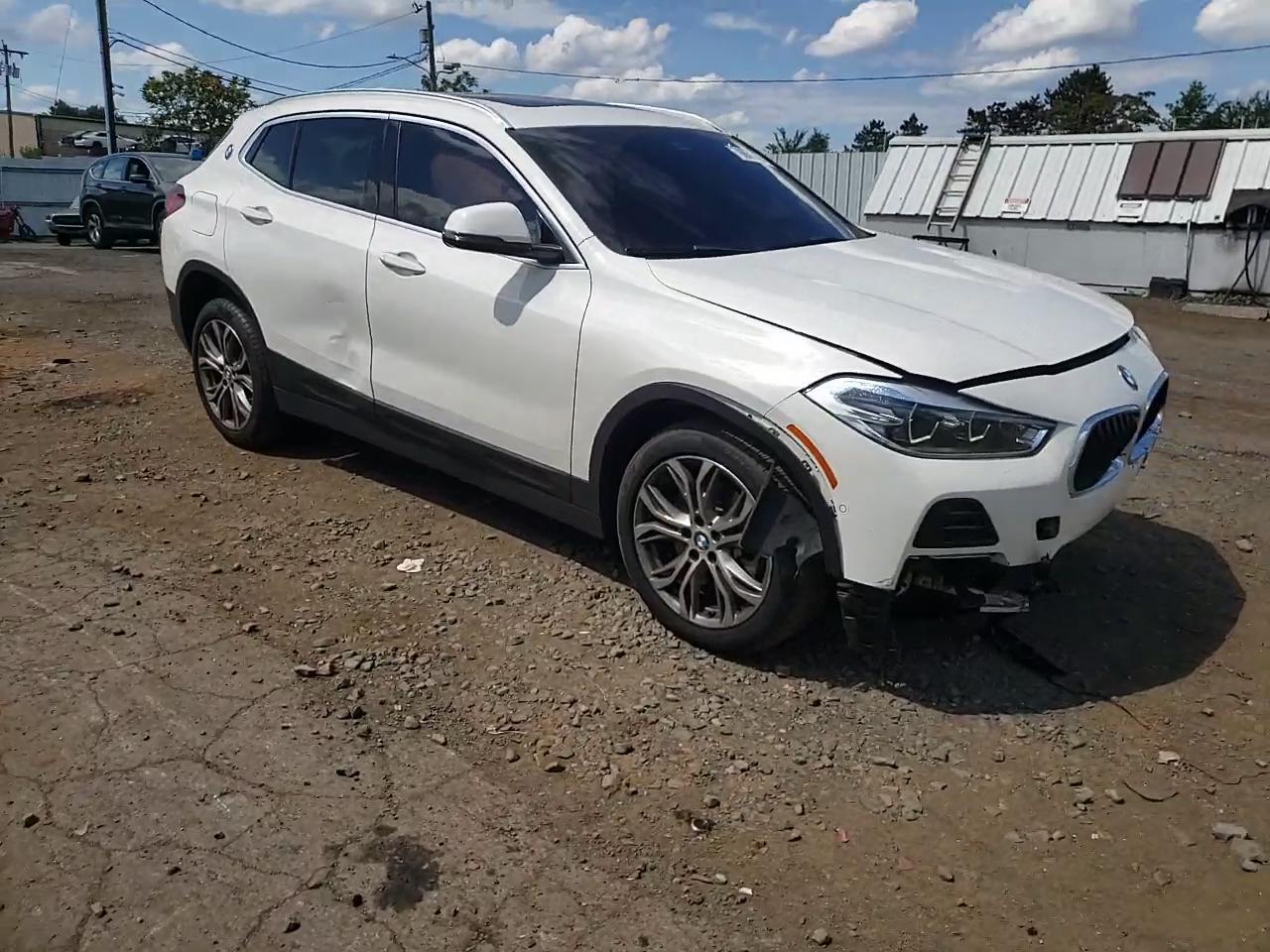 Фото: WBXYJ1C01M5T03270