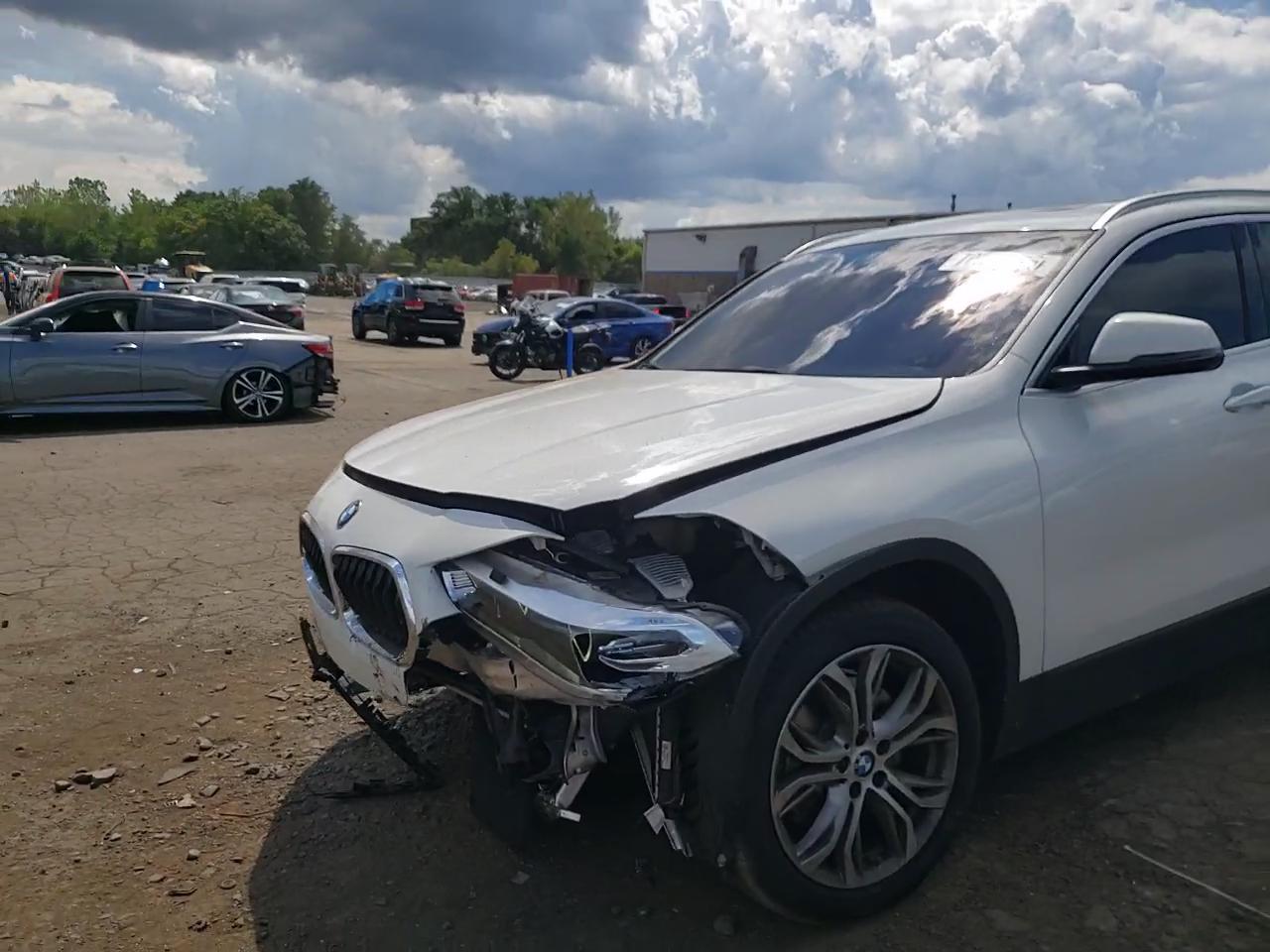 Фото: WBXYJ1C01M5T03270