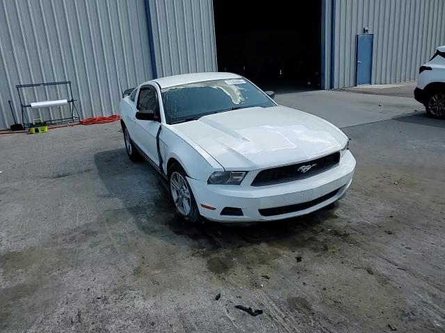 2012 Ford Mustang VIN: 1ZVBP8AM2C5235962 Lot: 70363605