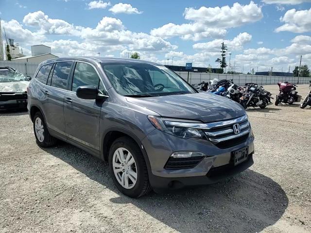 2017 Honda Pilot Lx VIN: 5FNYF6H16HB018422 Lot: 70193585