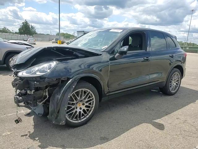 2017 Porsche Cayenne VIN: WP1AA2A24HKA80687 Lot: 69910455
