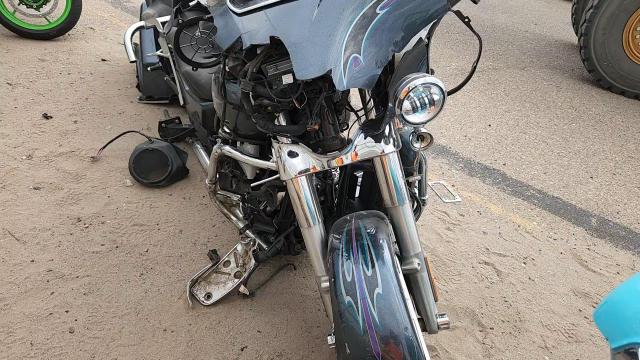 2015 Harley-Davidson Flhtcutg Tri Glide Ultra VIN: 1HD1MAL1XFB853469 Lot: 70209155