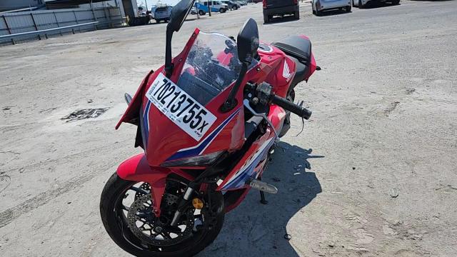 2024 Honda Cbr650 R VIN: MLHRH155XR5000563 Lot: 70213755