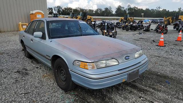 1992 Ford Crown Victoria VIN: 2FACP73W1NX134032 Lot: 68936155