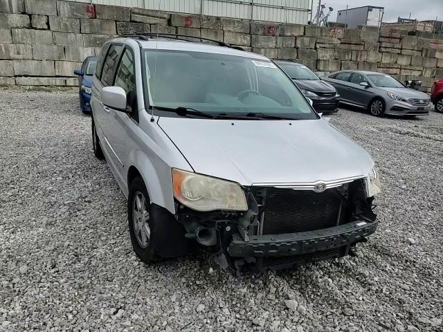 2010 Chrysler Town & Country Touring VIN: 2A4RR5D12AR374169 Lot: 69672065